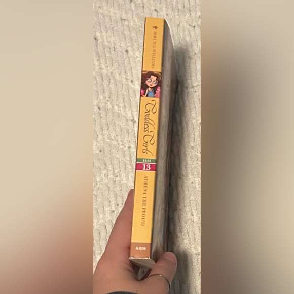 Goddess Girl Athena The Proud By Joan Holub And Suzanne Williams (paper cover) - Picture 2 of 4